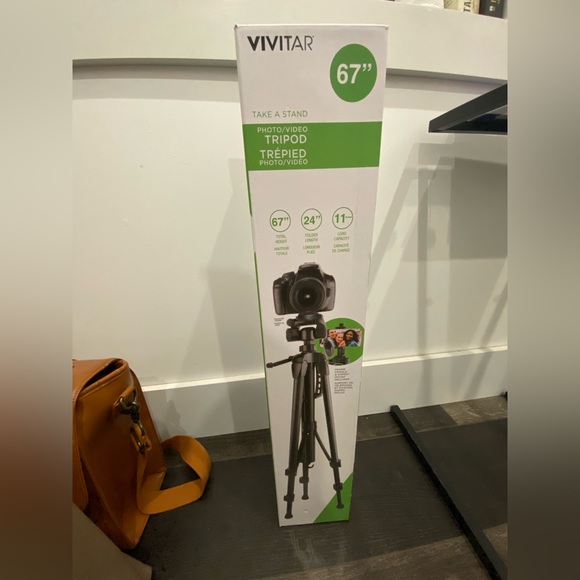 Vivitar 67" photo/video adjustable tripod, Vivitar 67" adj tripod - Picture 11 of 11